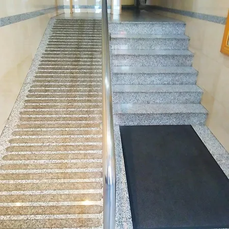 Las Xanas De Benjamin Centro Y Parking Апартаменти